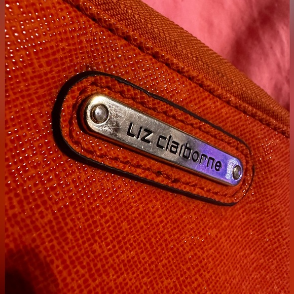 Liz Claiborne Handbags - Liz Claiborne Vibrant Orange Wristlet